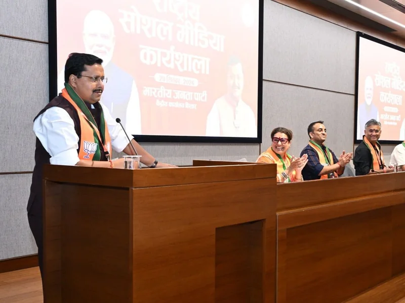विद्यार्थी को समग्रता से समझकर उसके व्यक्तित्व का सर्वांगीण विकास करना ही शिक्षा का ध्येय : मंत्री श्री परमार